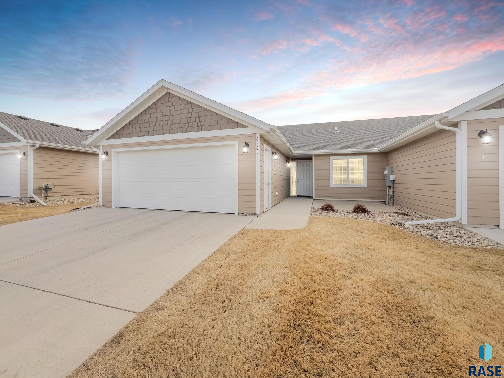 6309 W Maxwell Pl Place, Sioux Falls, South Dakota image 1