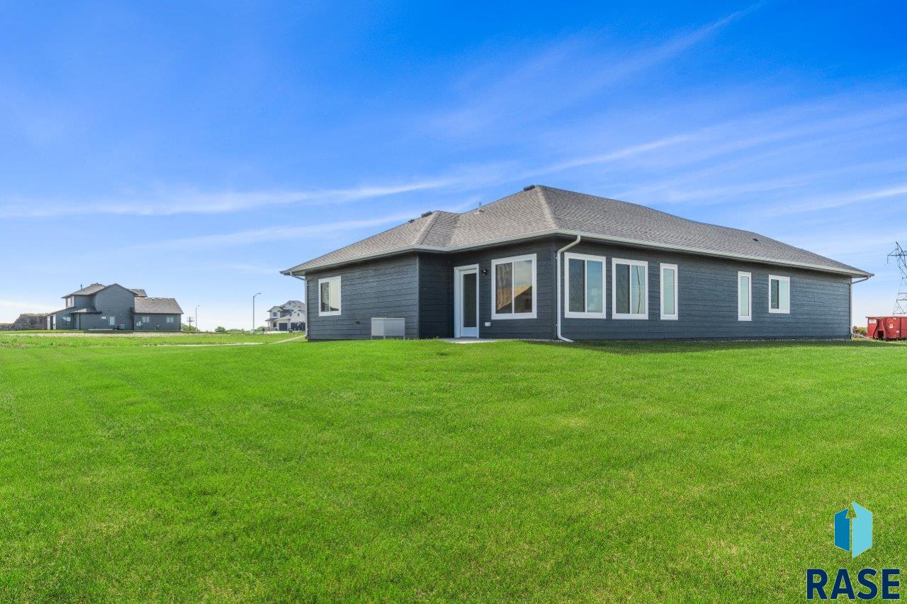 1528 W Autumn Cir Circle, Brandon, South Dakota image 26