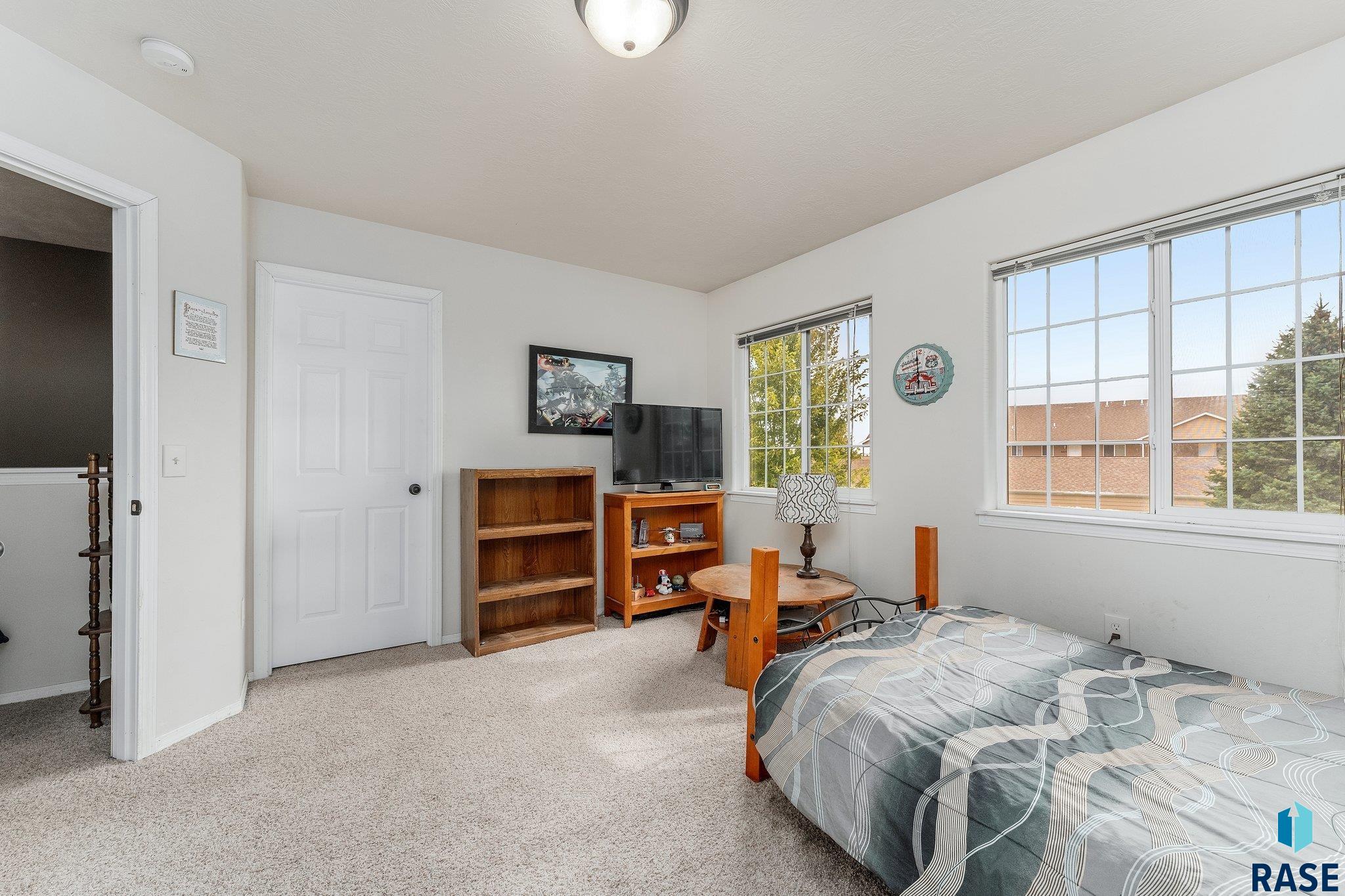 6502 S Santa Rosa Pl Place, Sioux Falls, New Jersey image 5