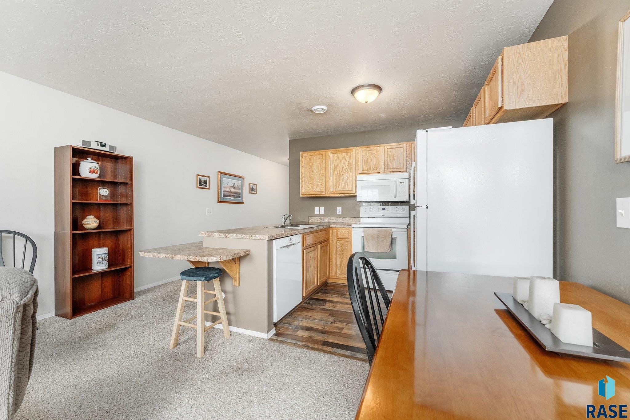 6502 S Santa Rosa Pl Place, Sioux Falls, New Jersey image 4