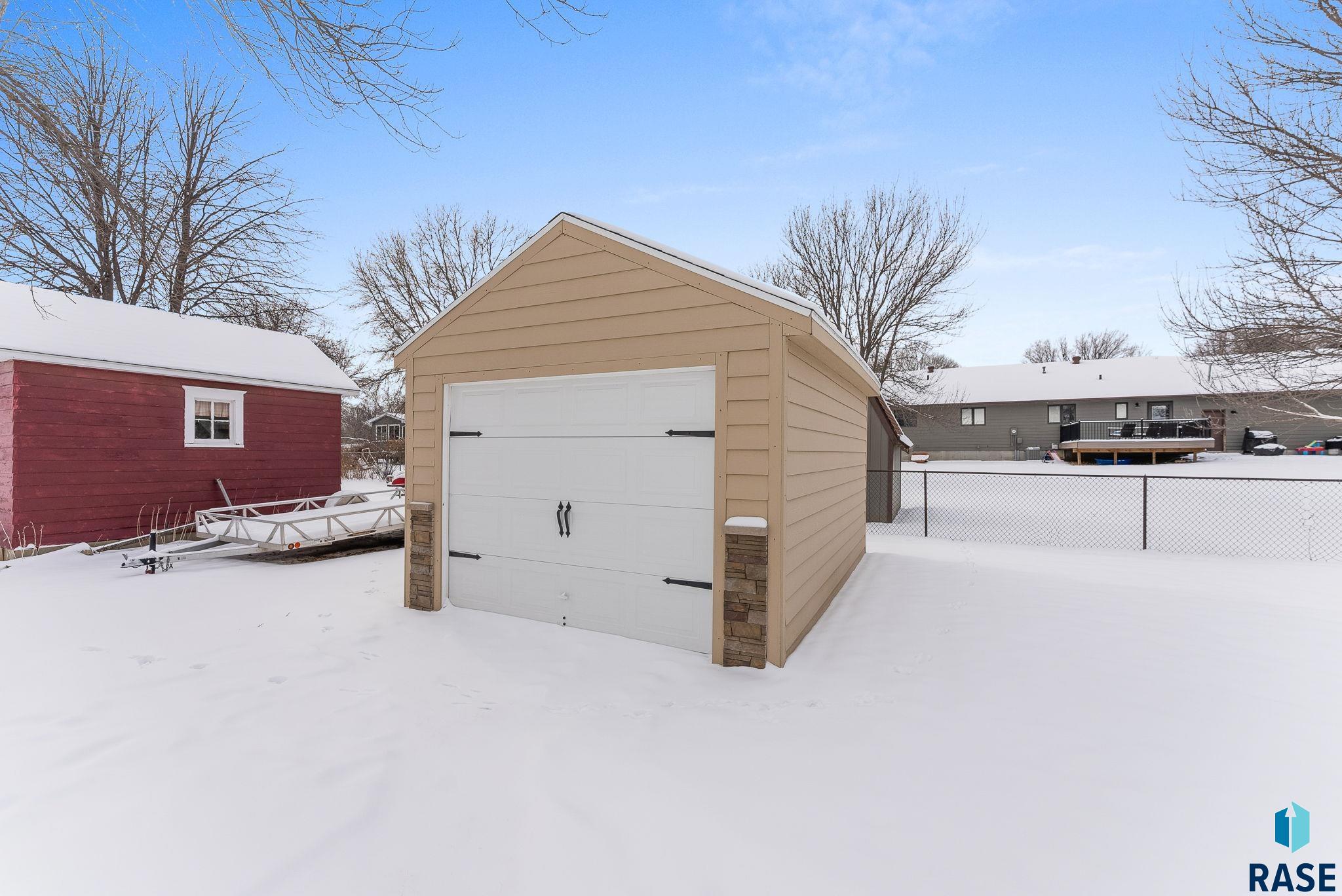 1105 Beach Ave Avenue, Dell Rapids, South Dakota image 38
