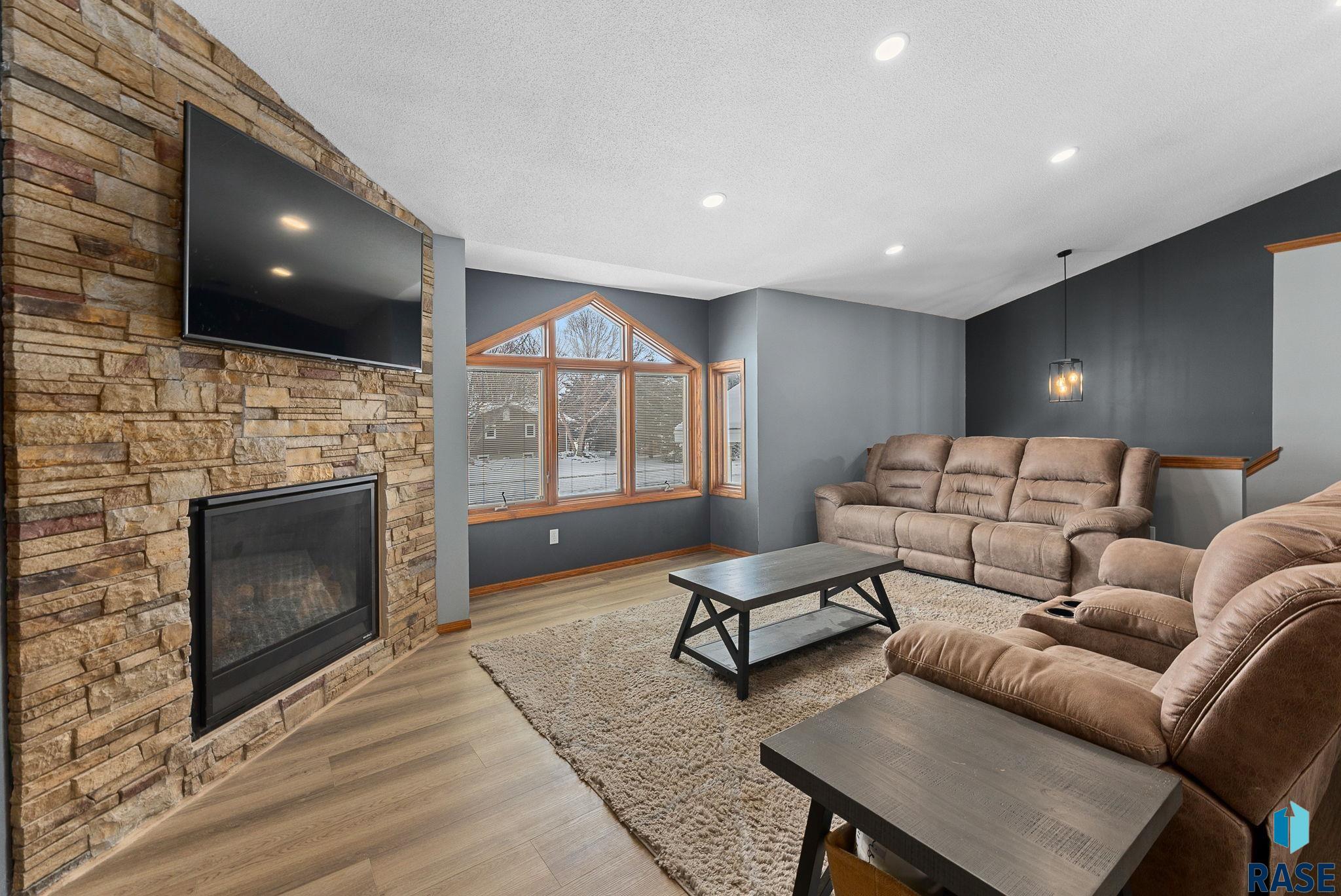1105 Beach Ave Avenue, Dell Rapids, South Dakota image 4