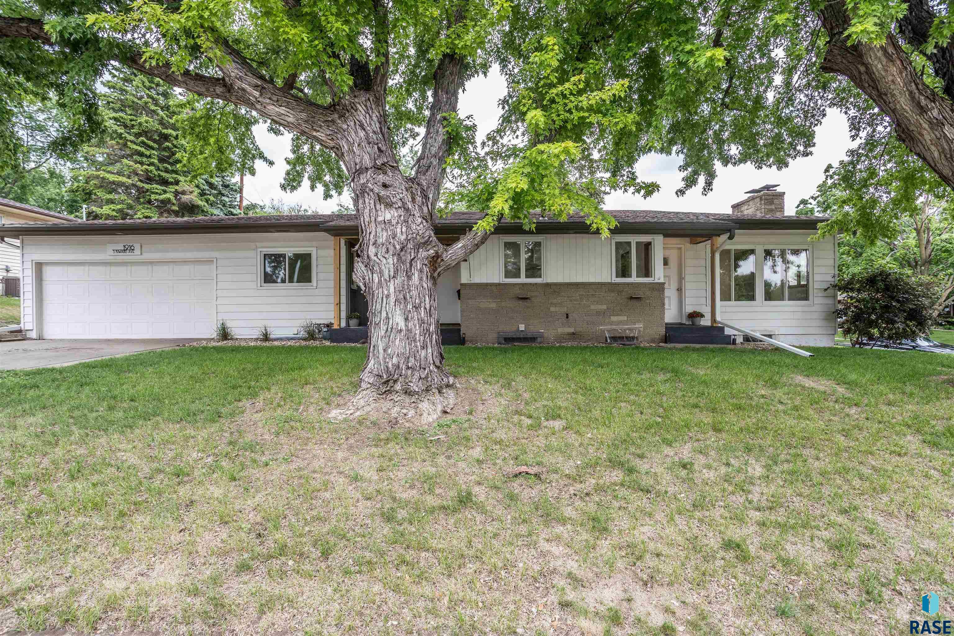 1916 S Kiwanis Ave Avenue, Sioux Falls, New Jersey image 2