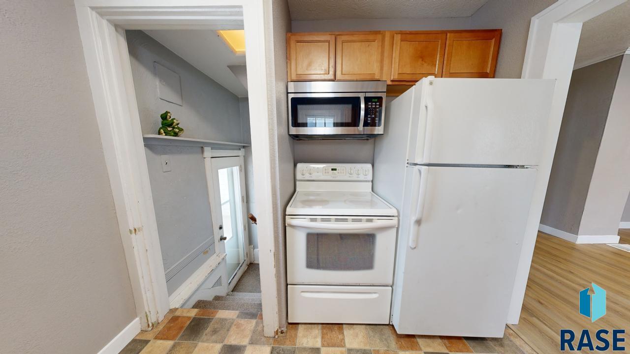 Sioux Falls, South Dakota 57105, United States, 2 Bedrooms Bedrooms, ,2 BathroomsBathrooms,Residential,Contingent,19705