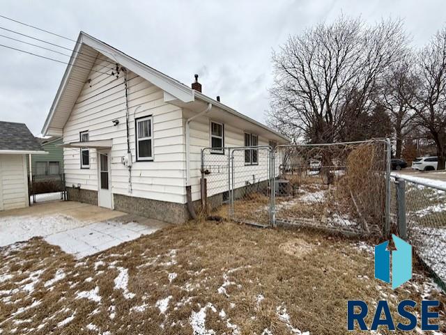 Sioux Falls, South Dakota 57105, United States, 2 Bedrooms Bedrooms, ,2 BathroomsBathrooms,Residential,Contingent,19705