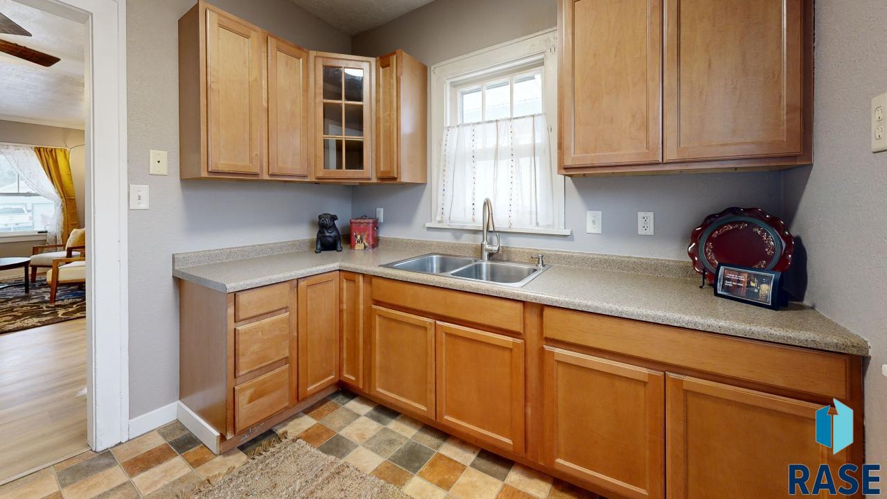 Sioux Falls, South Dakota 57105, United States, 2 Bedrooms Bedrooms, ,2 BathroomsBathrooms,Residential,Contingent,19705