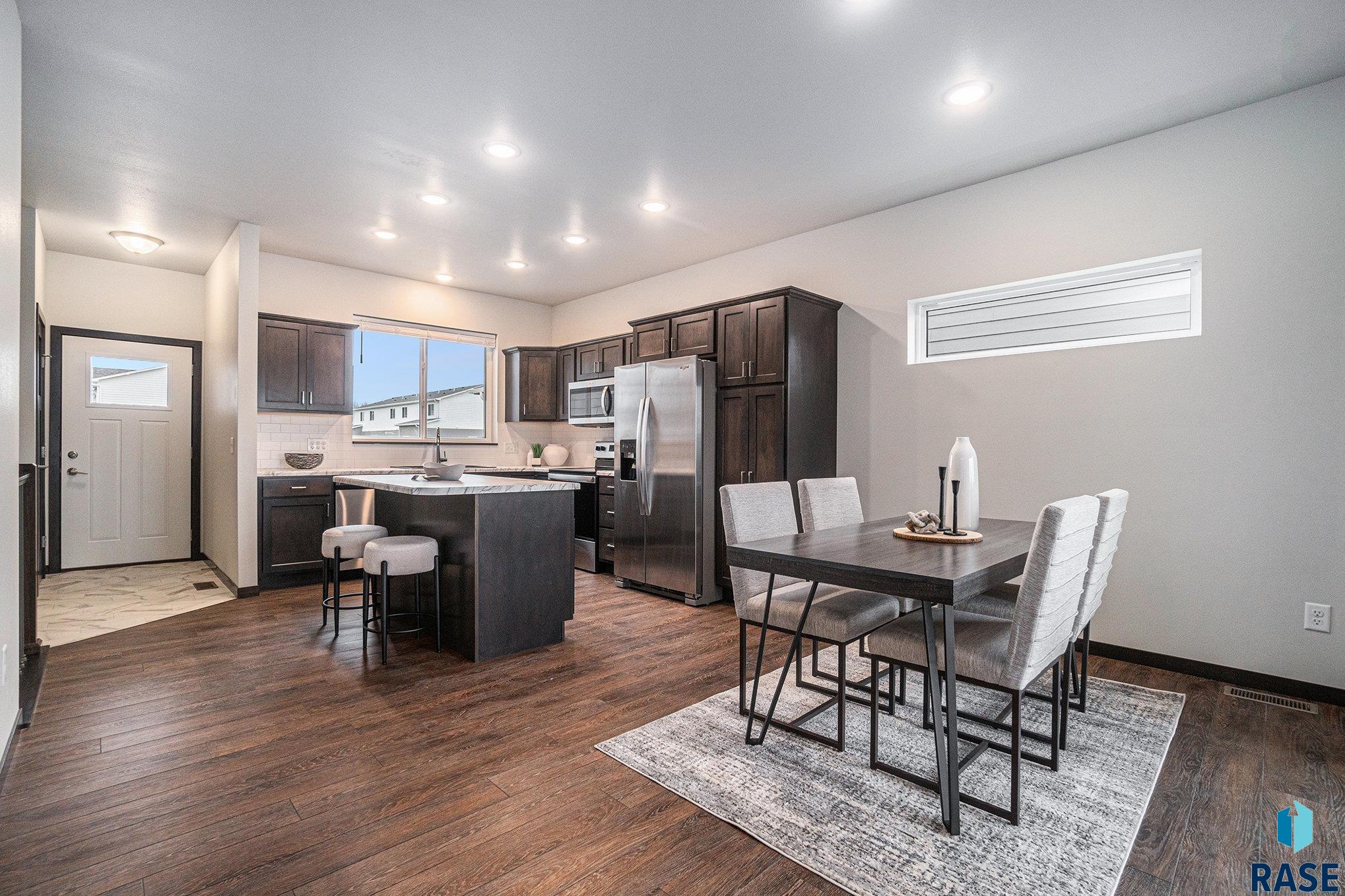 7805 E 44th St Street, Sioux Falls, South Dakota image 2