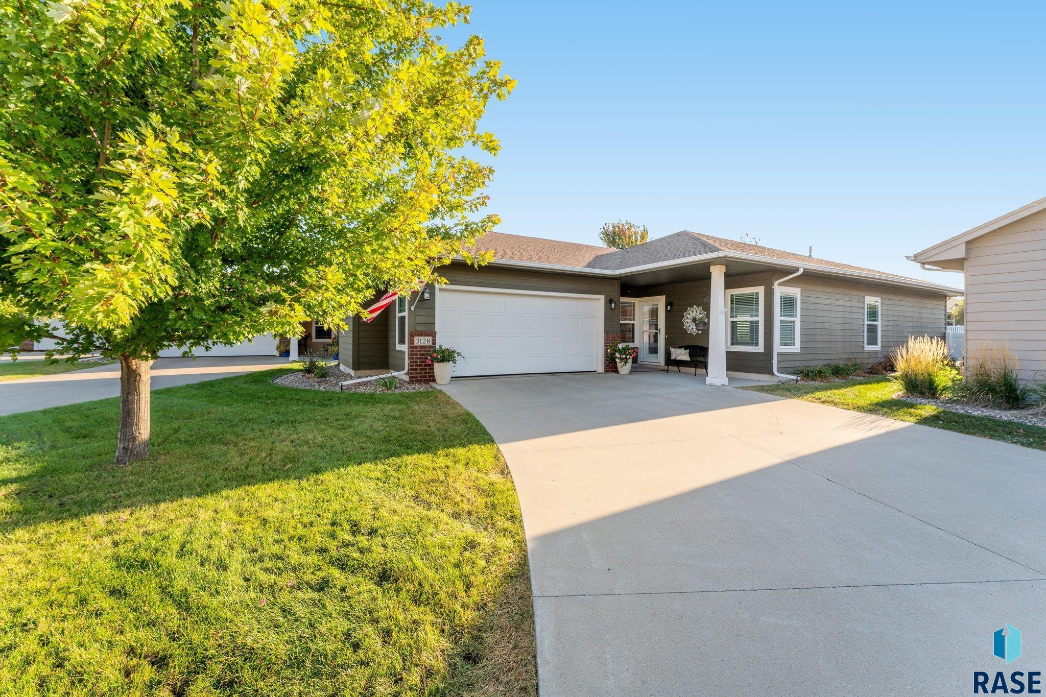 3128 S Sandlot Ave Avenue, Sioux Falls, South Dakota image 1