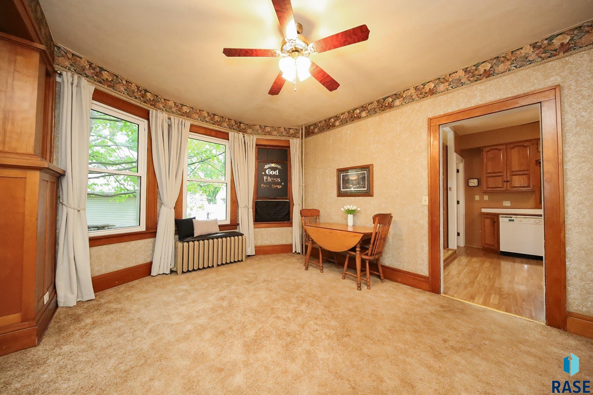 105 N 7th St Street, Beresford, South Dakota image 8