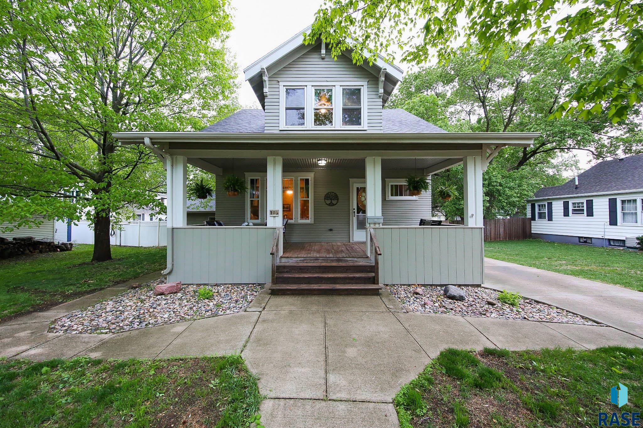 105 N 7th St Street, Beresford, South Dakota image 2