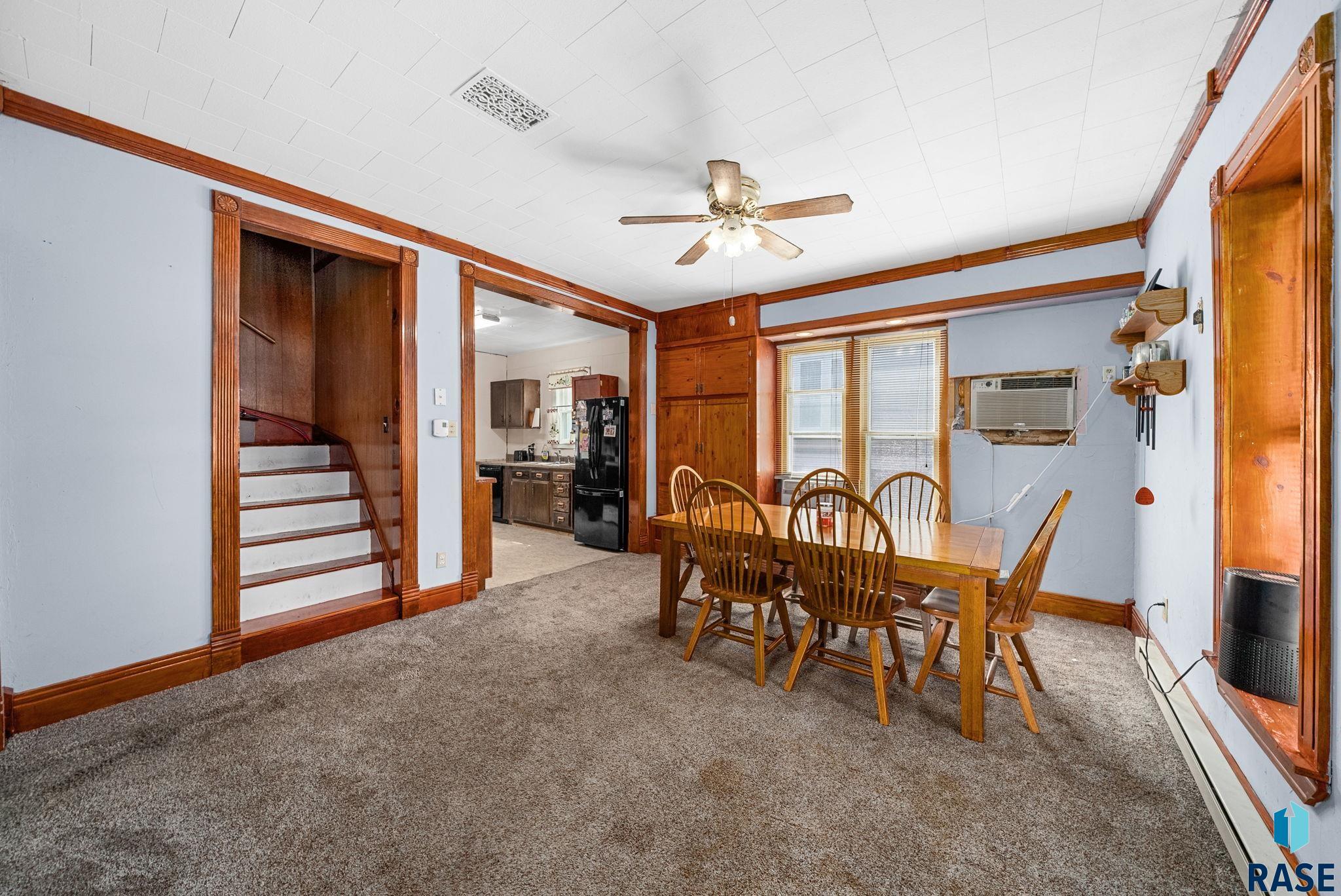 Canton, South Dakota 57013, United States, 3 Bedrooms Bedrooms, ,1 BathroomBathrooms,Residential,Active,201215