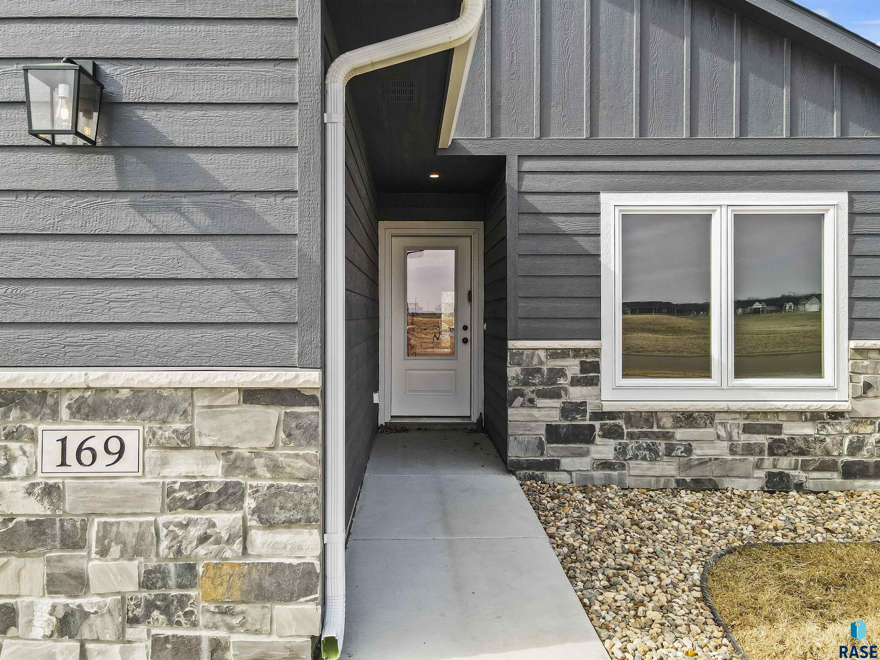 169 Thelma Ave Avenue, Harrisburg, South Dakota image 2