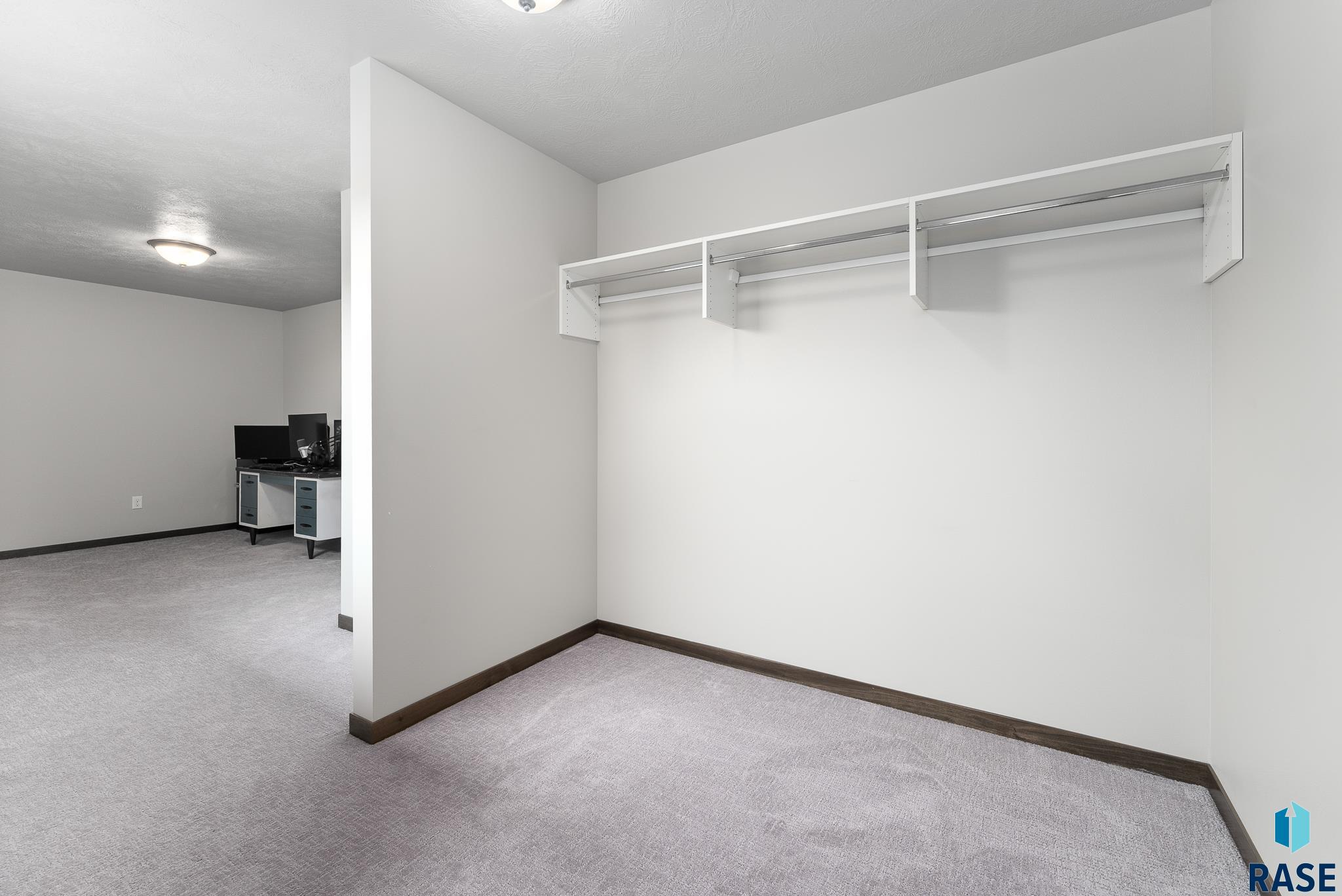 3626 E Siasconset Pl Place, Sioux Falls, New Jersey image 38