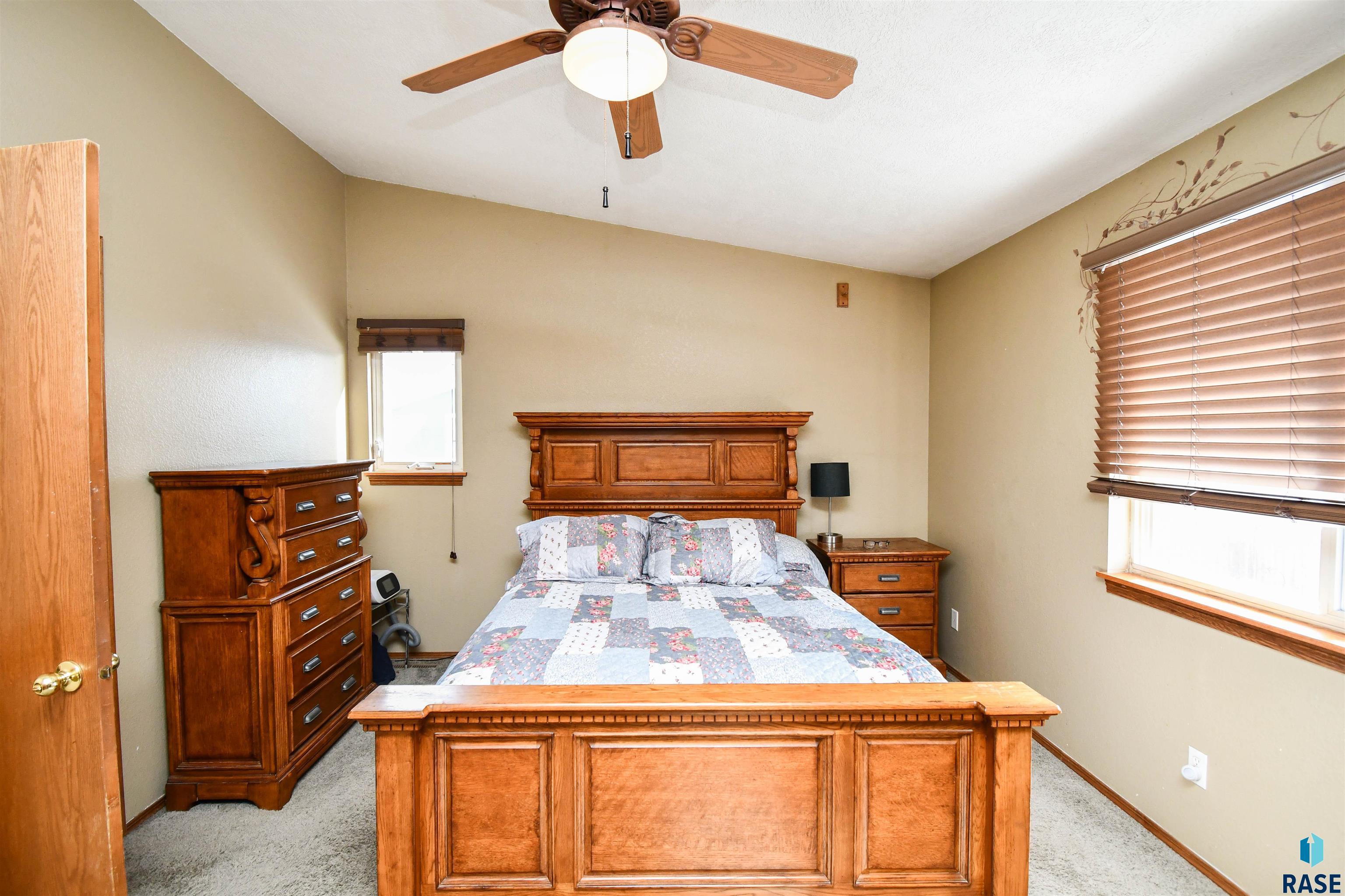 5813 W Clay St Street, Sioux Falls, New Jersey image 46