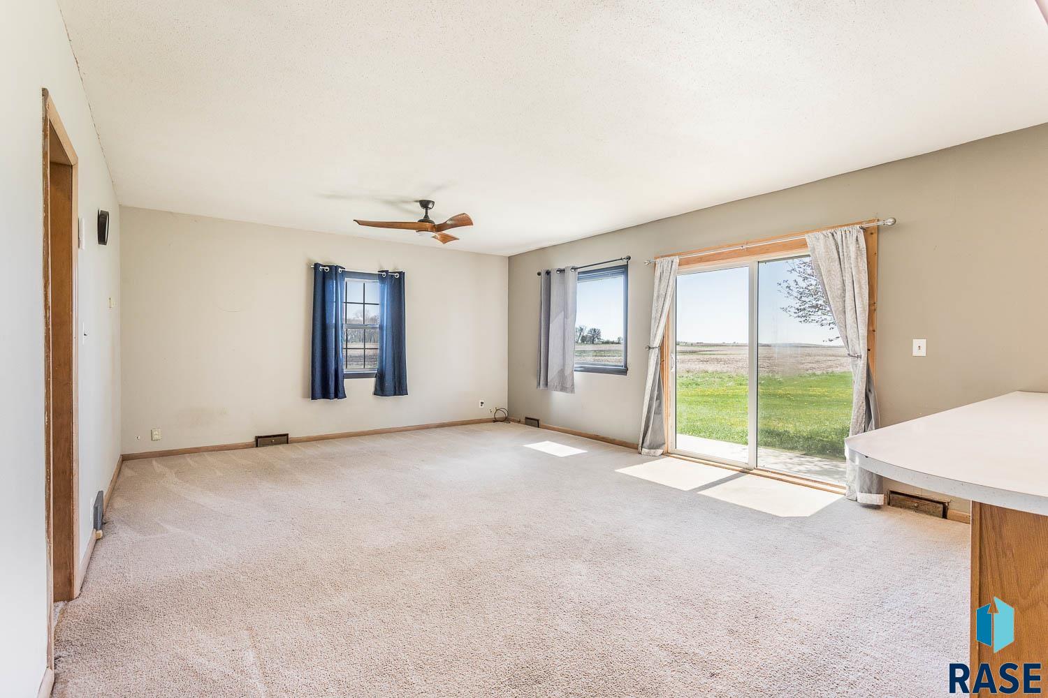 46982 301st St Street, Beresford, New Jersey image 3