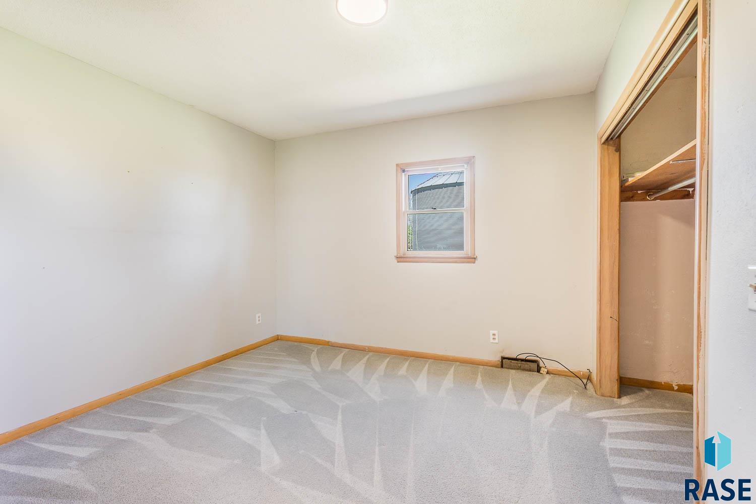 46982 301st St Street, Beresford, New Jersey image 7