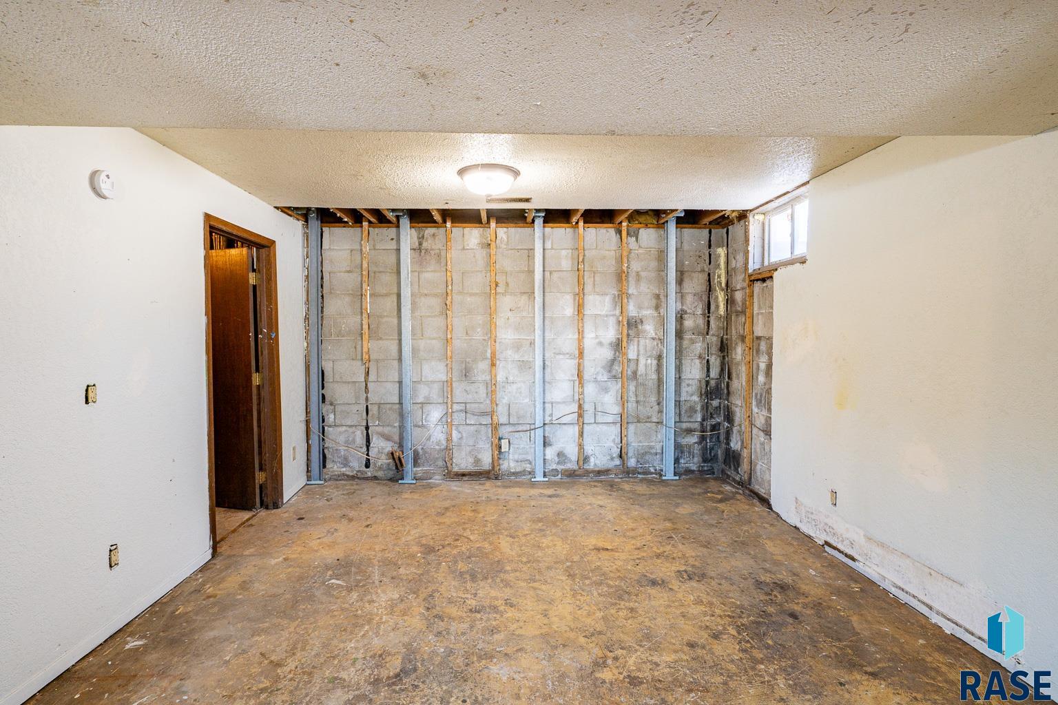 46099 258th St Street, Hartford, South Dakota image 43