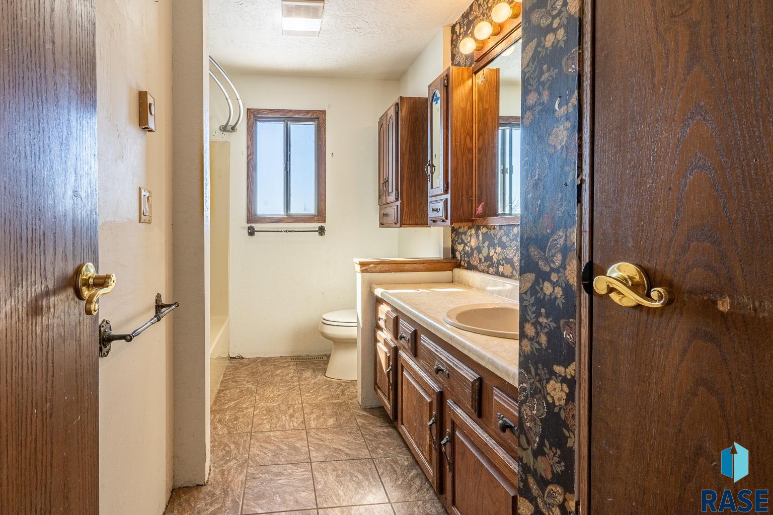46099 258th St Street, Hartford, South Dakota image 40