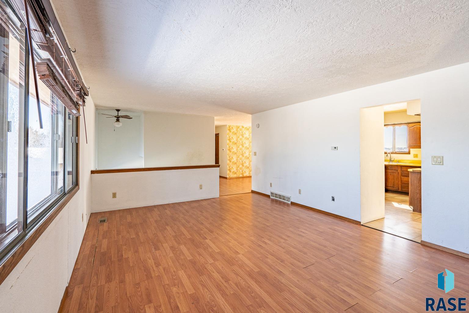 46099 258th St Street, Hartford, South Dakota image 25