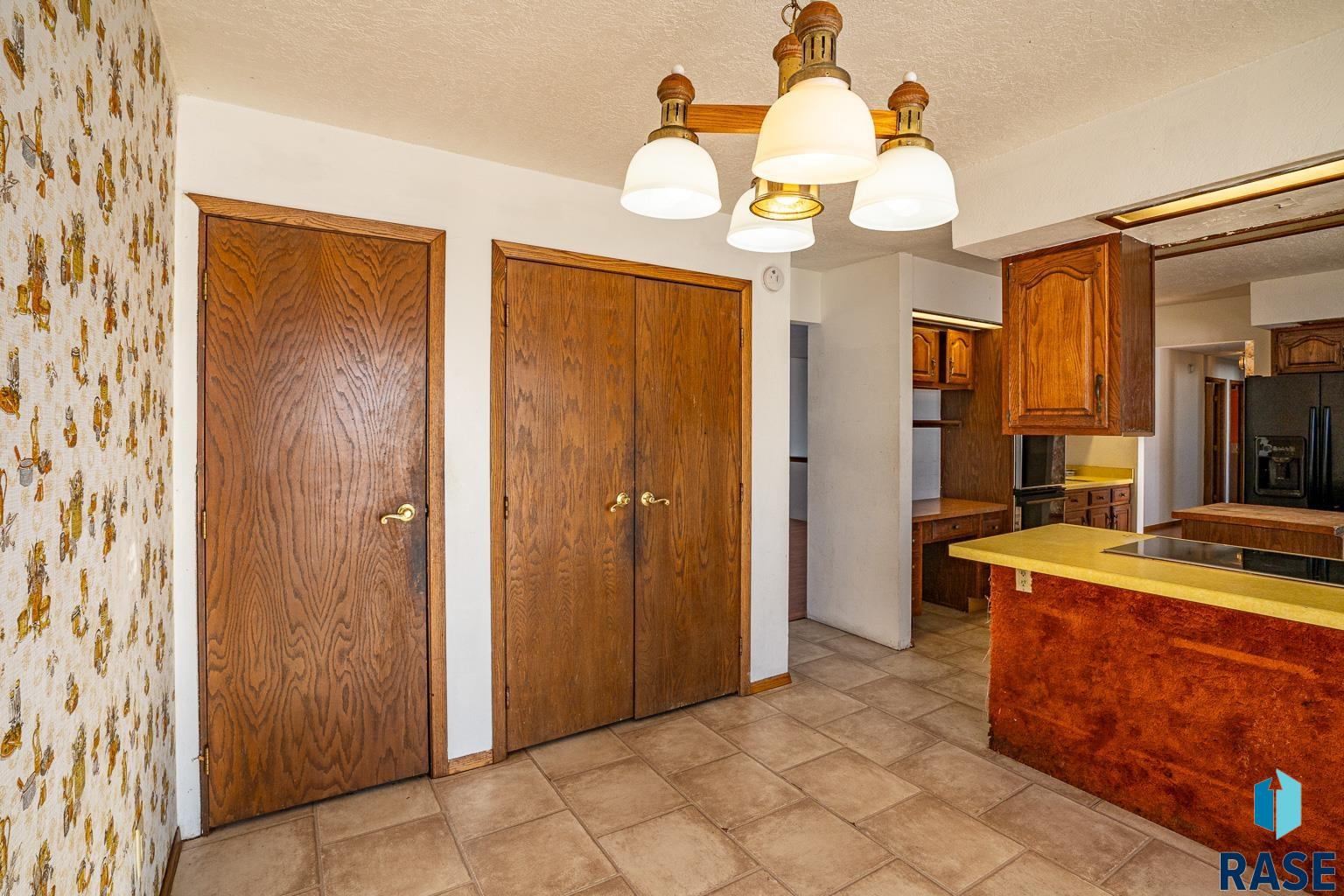 46099 258th St Street, Hartford, South Dakota image 27