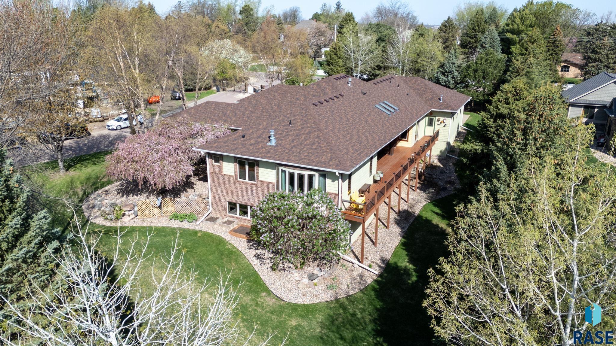 Sioux Falls, South Dakota 57108, United States, 6 Bedrooms Bedrooms, ,4 BathroomsBathrooms,Residential,Active,130780