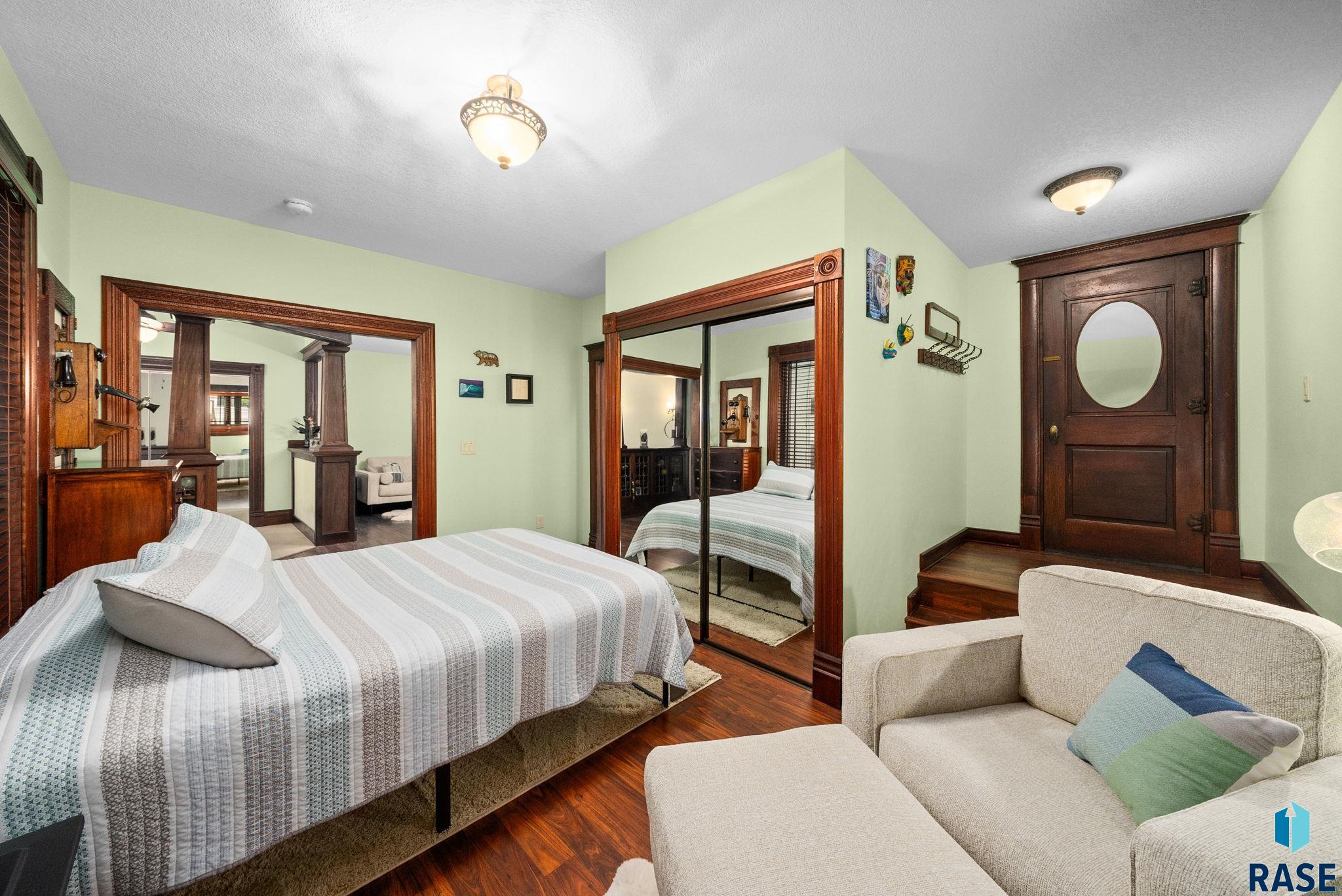 Sioux Falls, South Dakota 57108, United States, 6 Bedrooms Bedrooms, ,4 BathroomsBathrooms,Residential,Active,130780