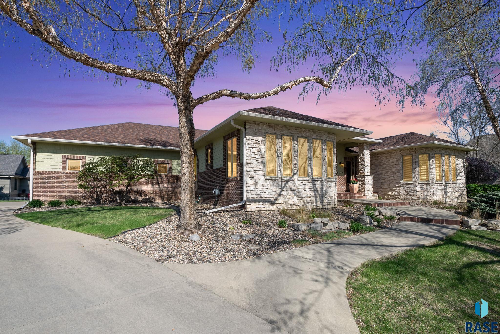 Sioux Falls, South Dakota 57108, United States, 6 Bedrooms Bedrooms, ,4 BathroomsBathrooms,Residential,Active,130780