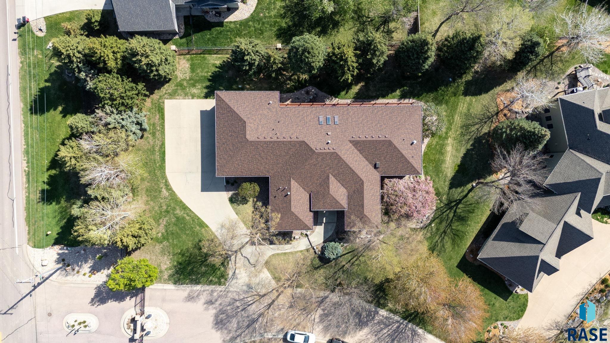 Sioux Falls, South Dakota 57108, United States, 6 Bedrooms Bedrooms, ,4 BathroomsBathrooms,Residential,Active,130780