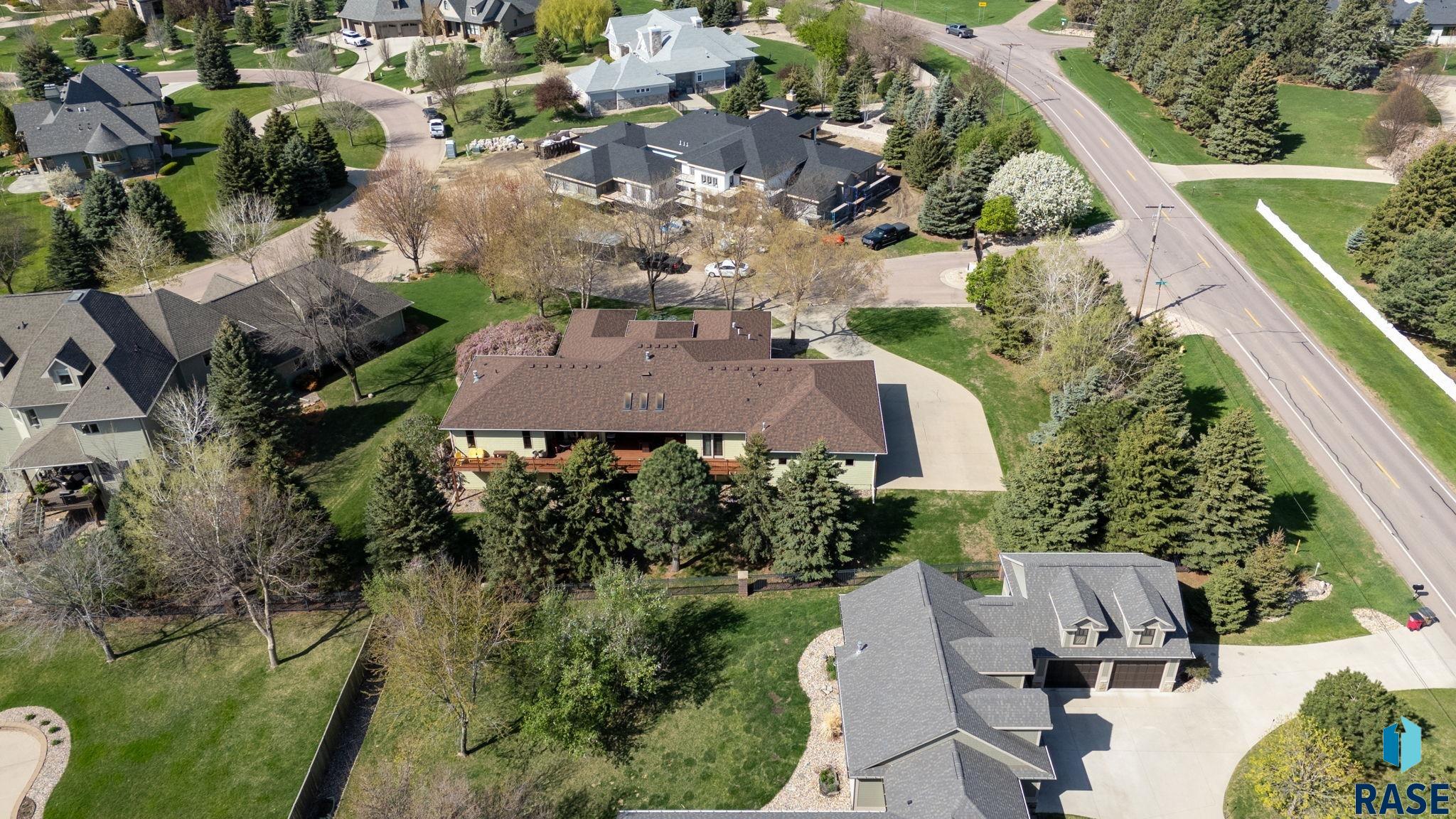 Sioux Falls, South Dakota 57108, United States, 6 Bedrooms Bedrooms, ,4 BathroomsBathrooms,Residential,Active,130780