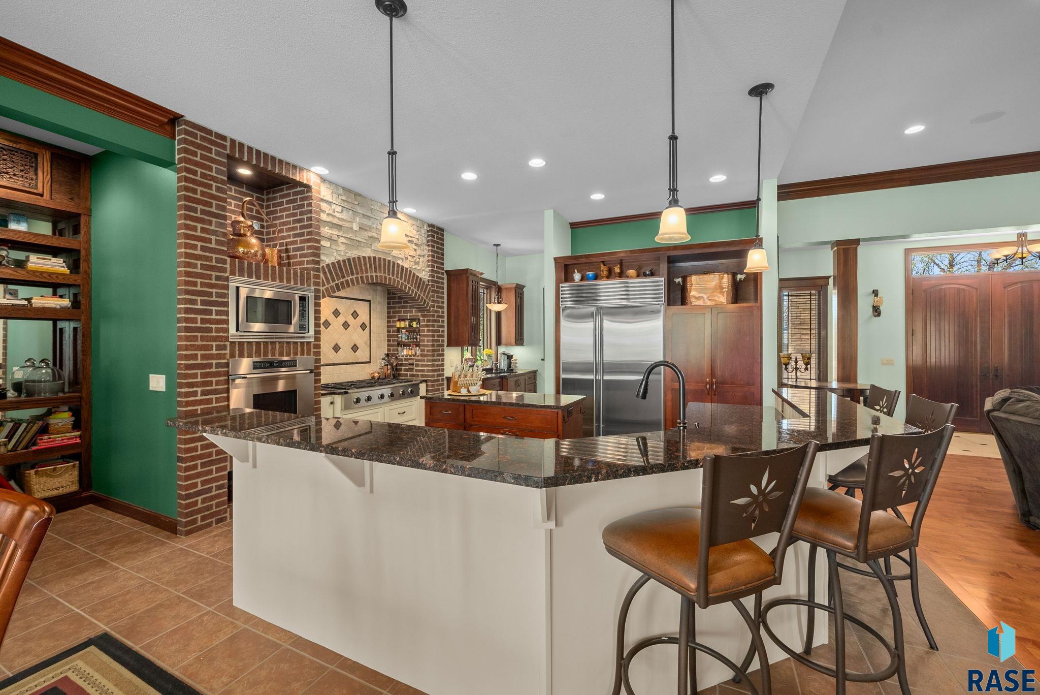 Sioux Falls, South Dakota 57108, United States, 6 Bedrooms Bedrooms, ,4 BathroomsBathrooms,Residential,Active,130780