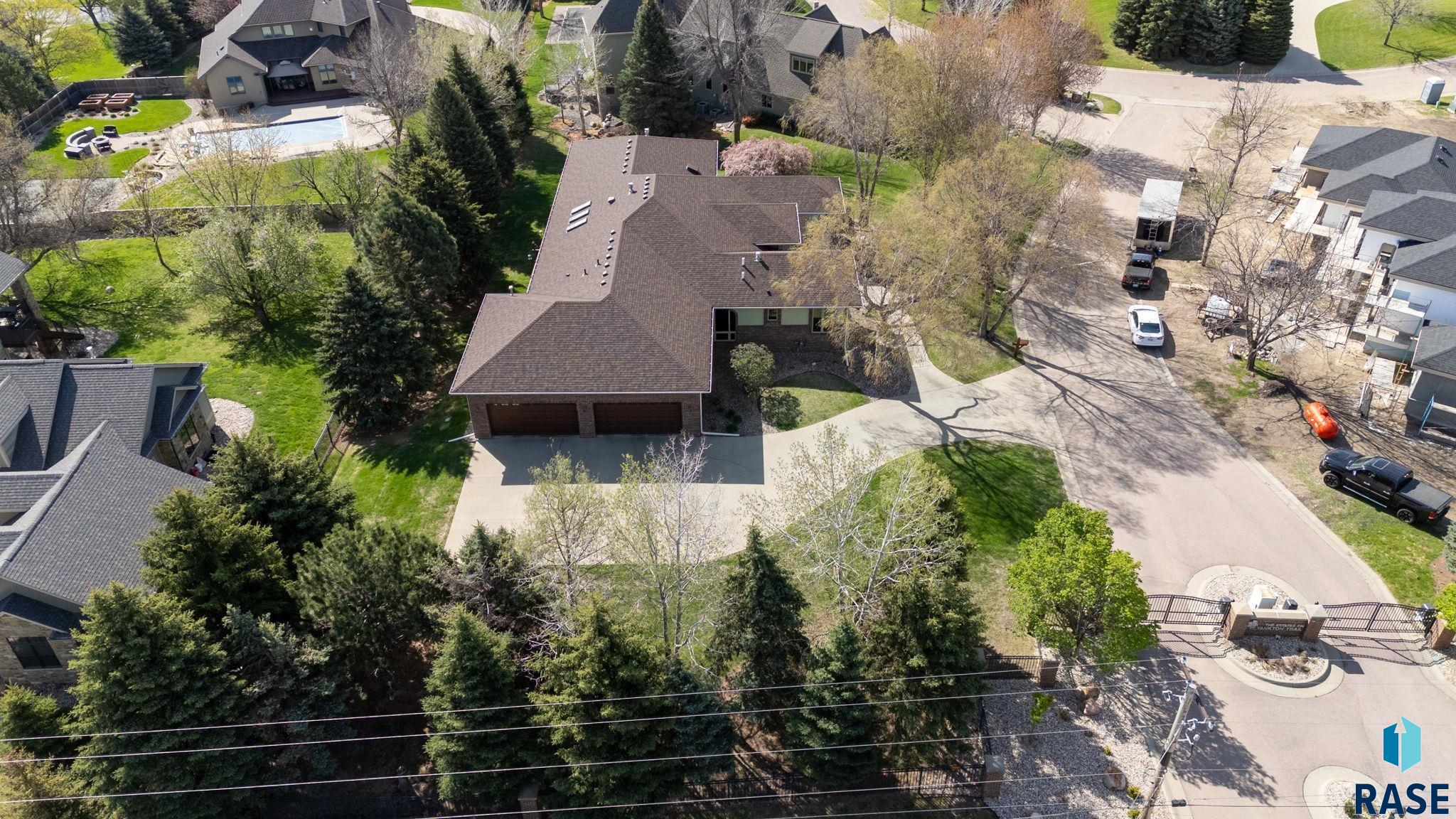 Sioux Falls, South Dakota 57108, United States, 6 Bedrooms Bedrooms, ,4 BathroomsBathrooms,Residential,Active,130780