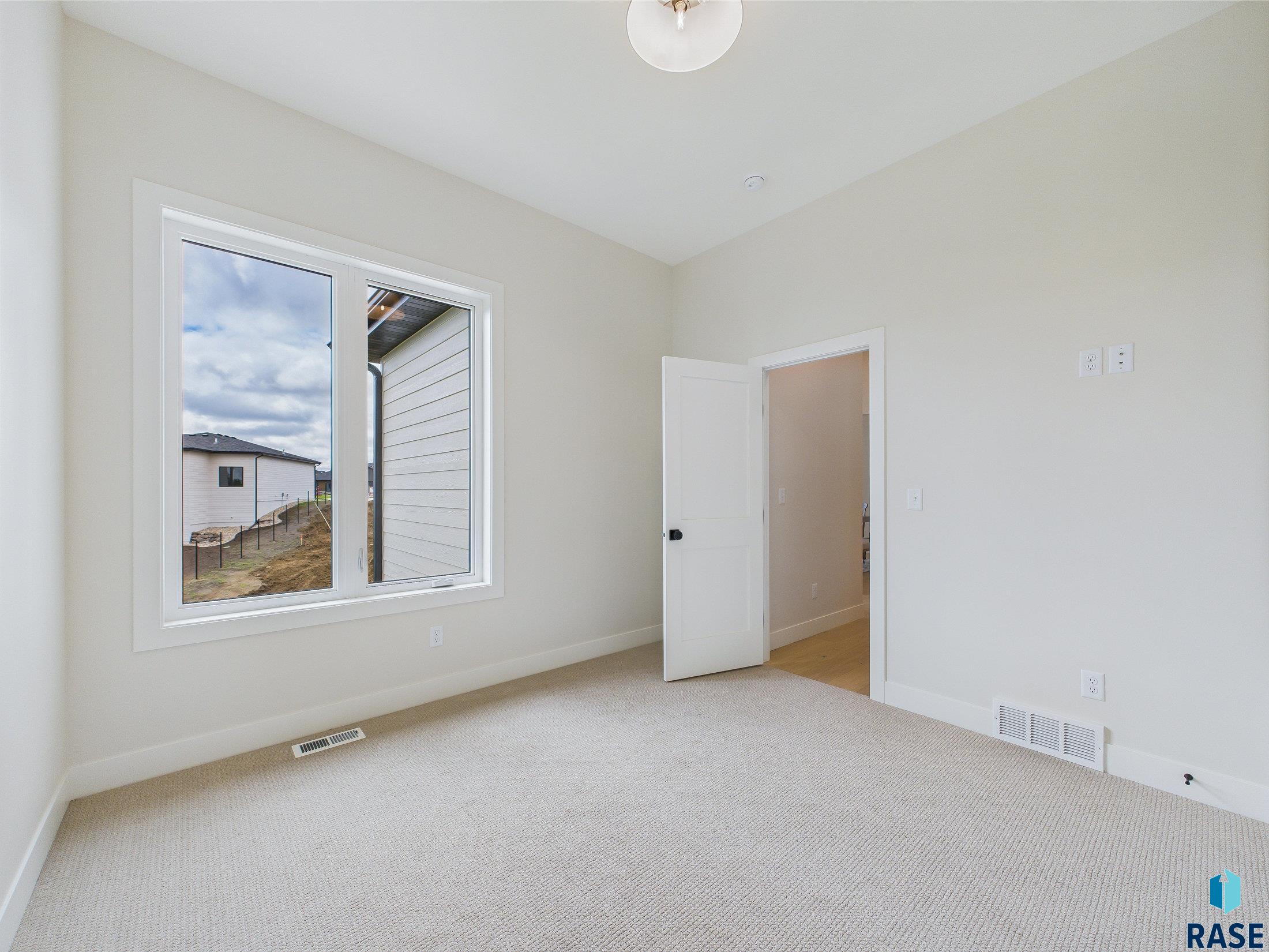 6609 E Hawker Cir Circle, Sioux Falls, South Dakota image 24