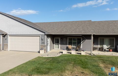 Photo of 1006 Tanner Ct, Tea, SD 57064 (MLS # 22602399)