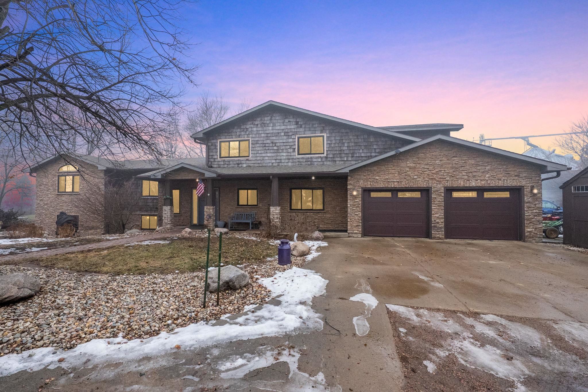 27357 468th Ave