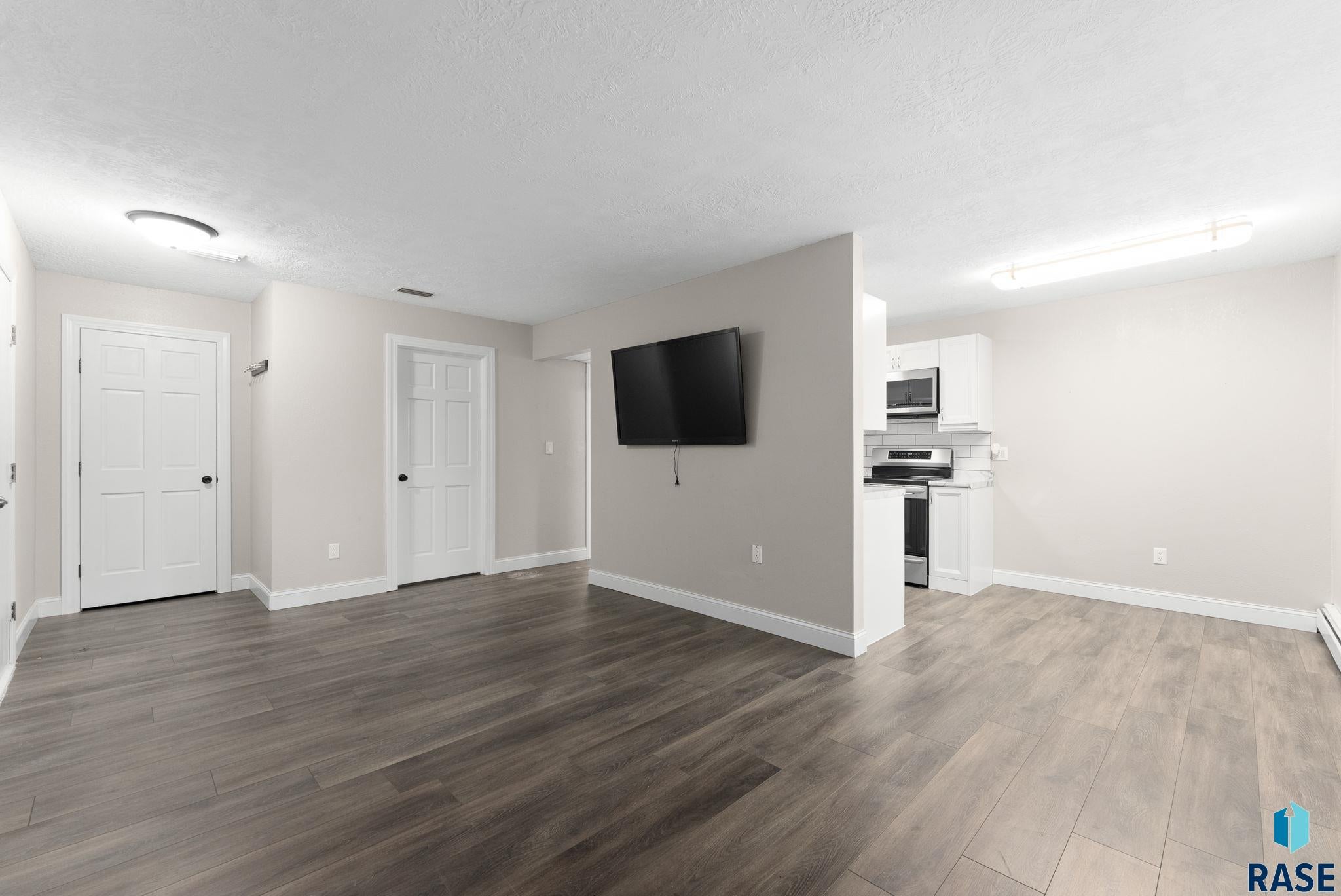3552 S Gateway Blvd 104