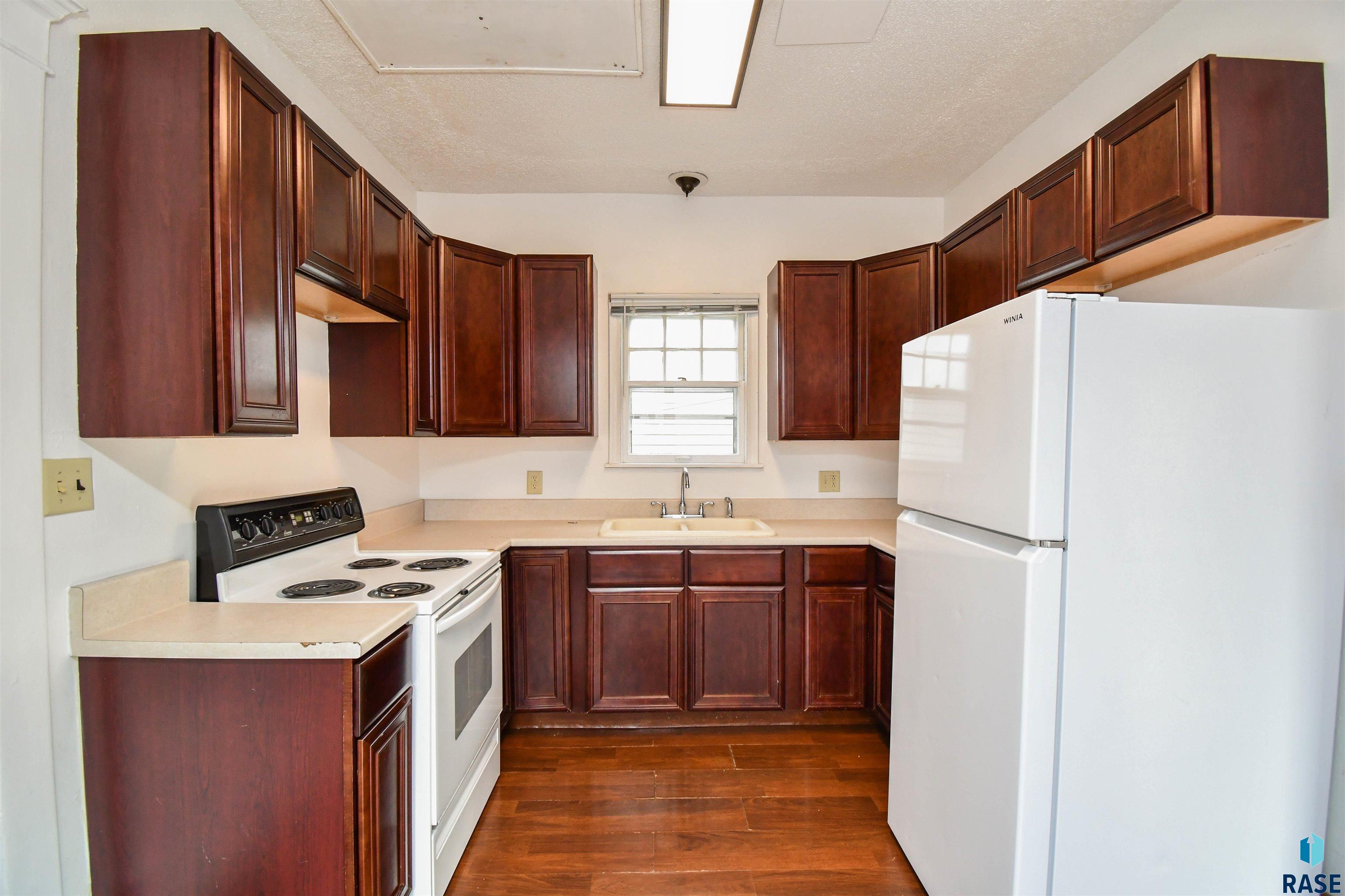 Sioux Falls, South Dakota 57104, United States, 3 Bedrooms Bedrooms, ,2 BathroomsBathrooms,Residential,Active,201350