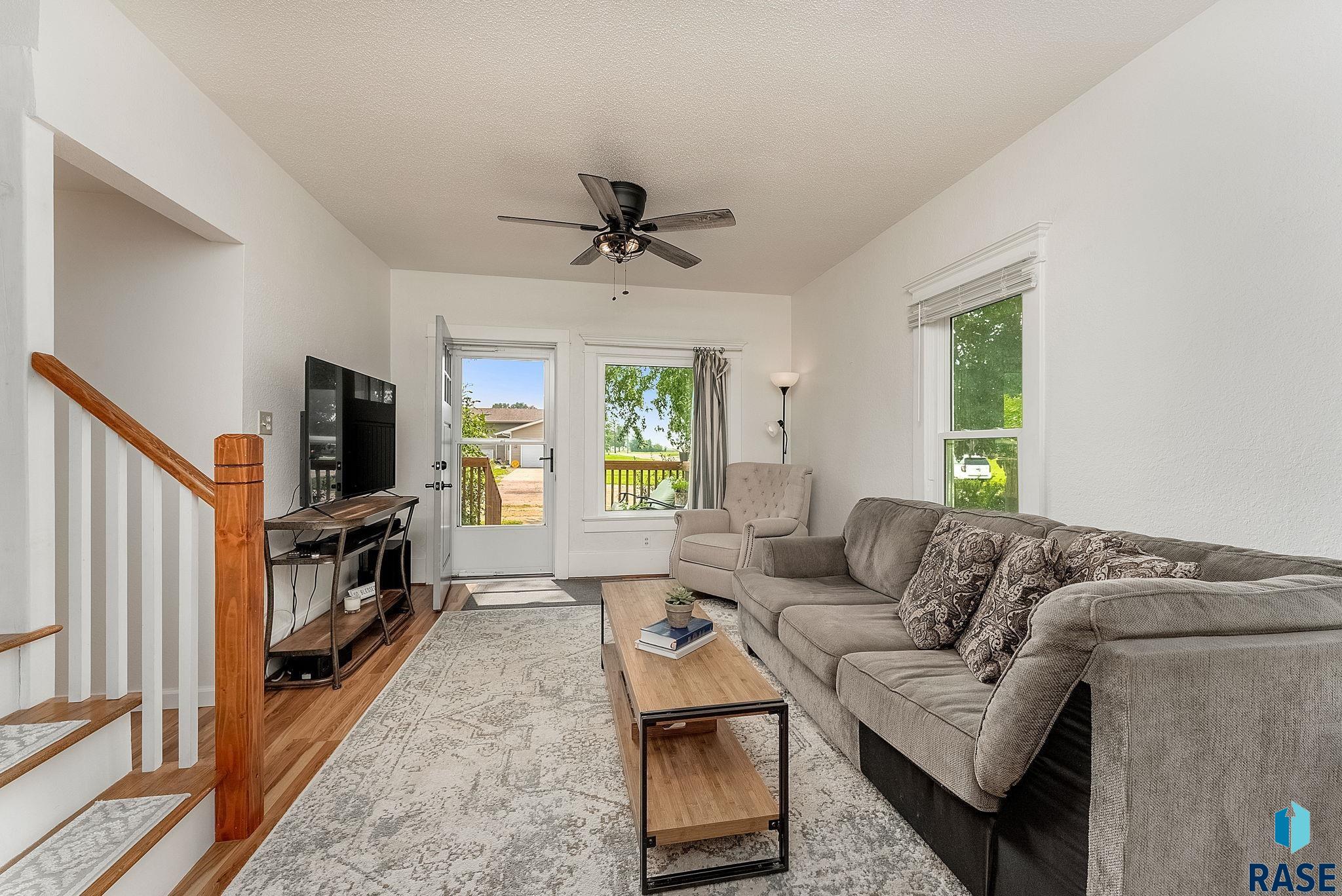 Centerville, South Dakota 57014, United States, 3 Bedrooms Bedrooms, ,2 BathroomsBathrooms,Residential,Active,242892