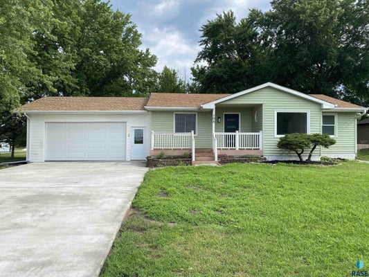 108 W ALTON AVE, FLANDREAU, SD 57028 - Image 07be9beb8bcde7cb0c961243d587dfc5/3076397558