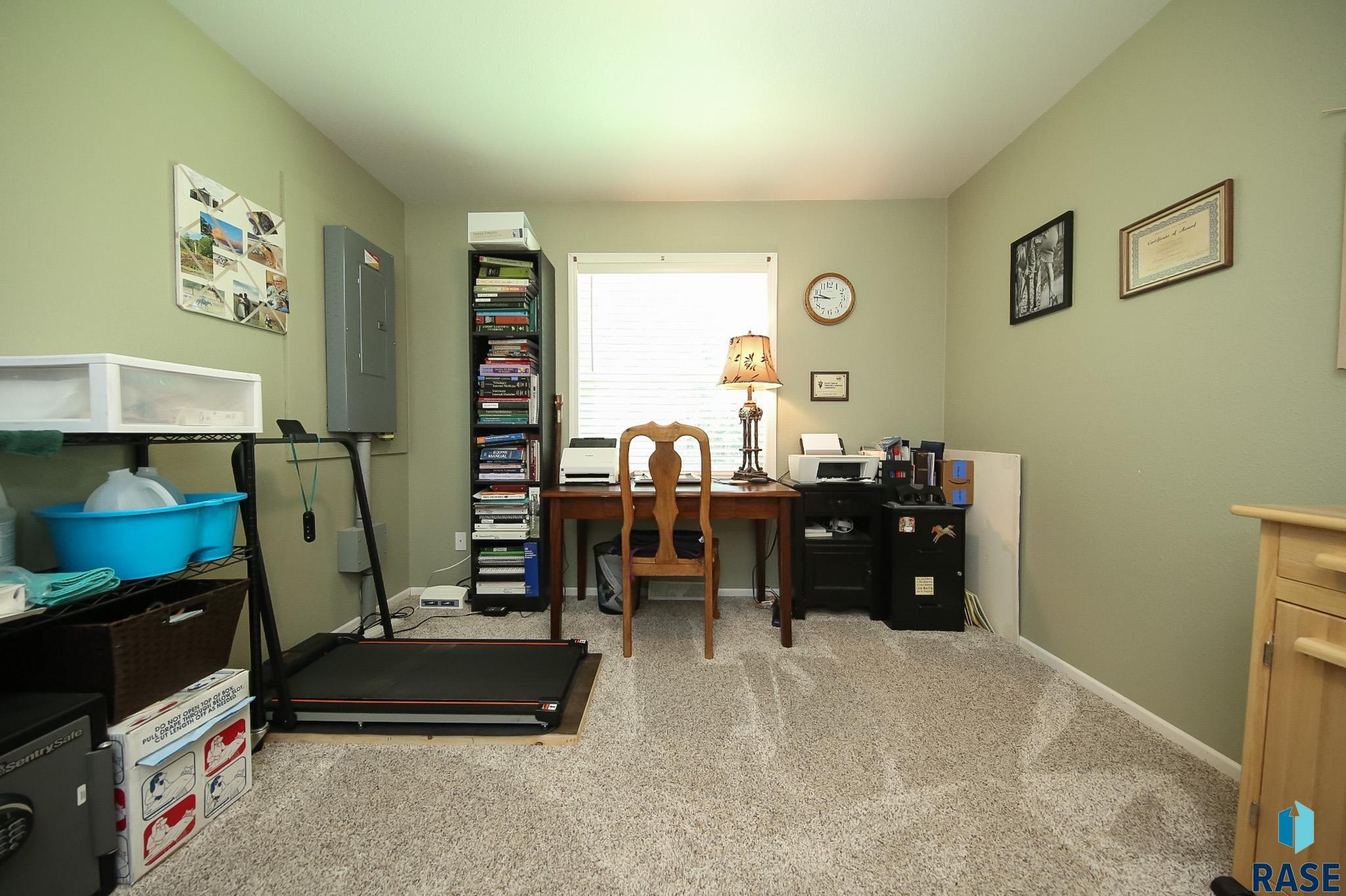 Colman, South Dakota 57017, United States, 4 Bedrooms Bedrooms, ,3 BathroomsBathrooms,Residential,Active,201749