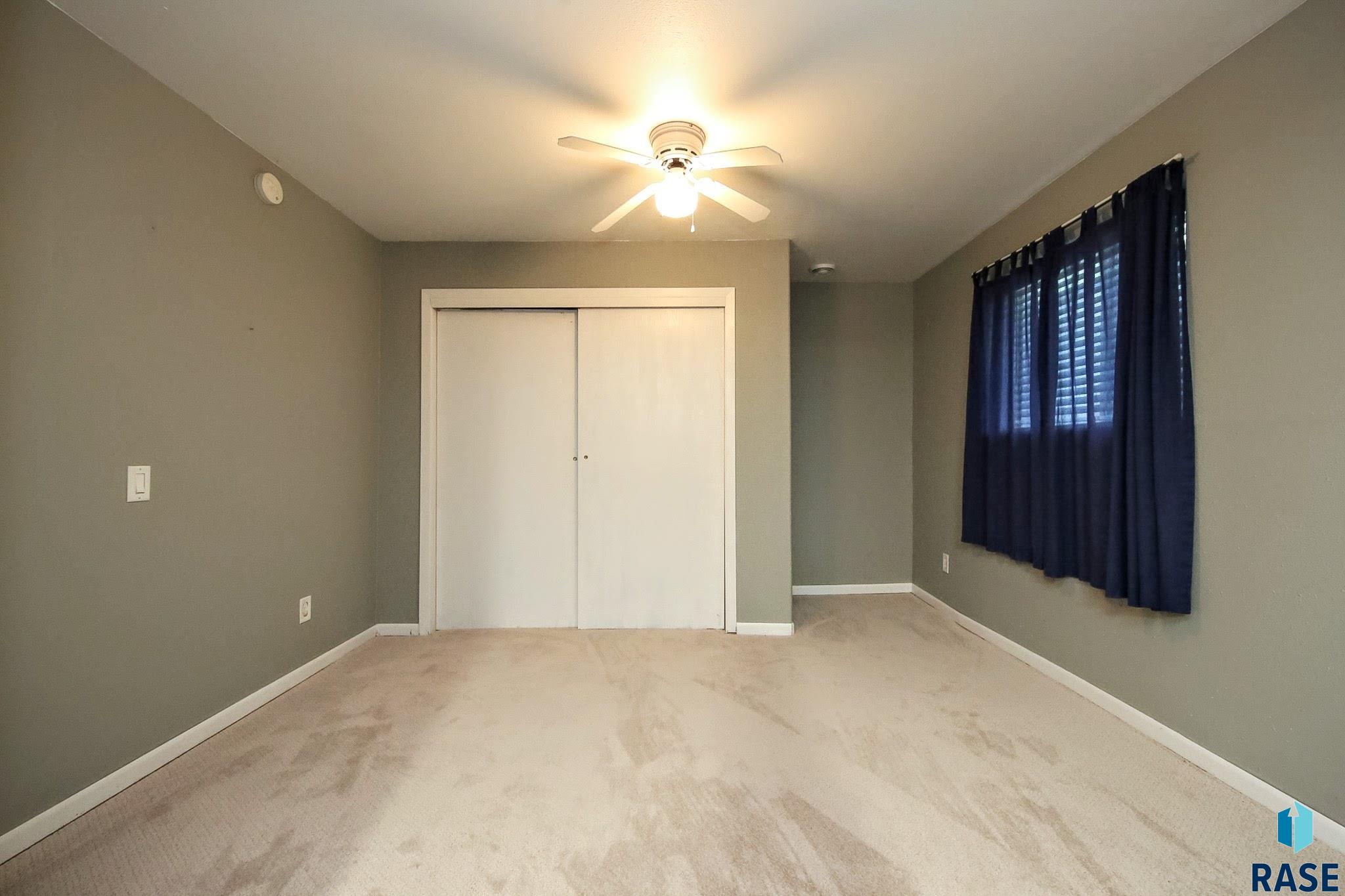 Colman, South Dakota 57017, United States, 4 Bedrooms Bedrooms, ,3 BathroomsBathrooms,Residential,Active,201749