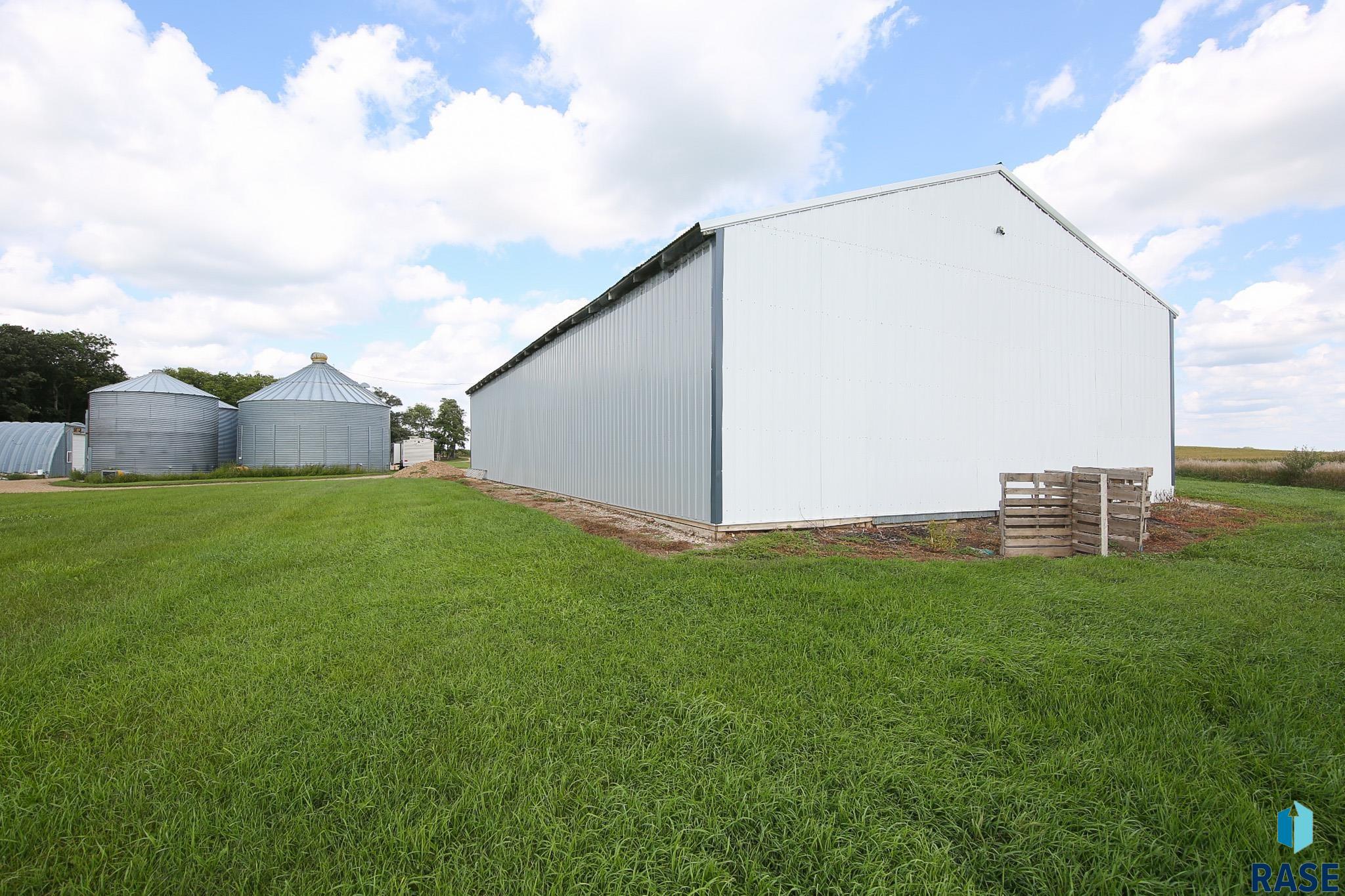 Colman, South Dakota 57017, United States, 4 Bedrooms Bedrooms, ,3 BathroomsBathrooms,Residential,Active,201749