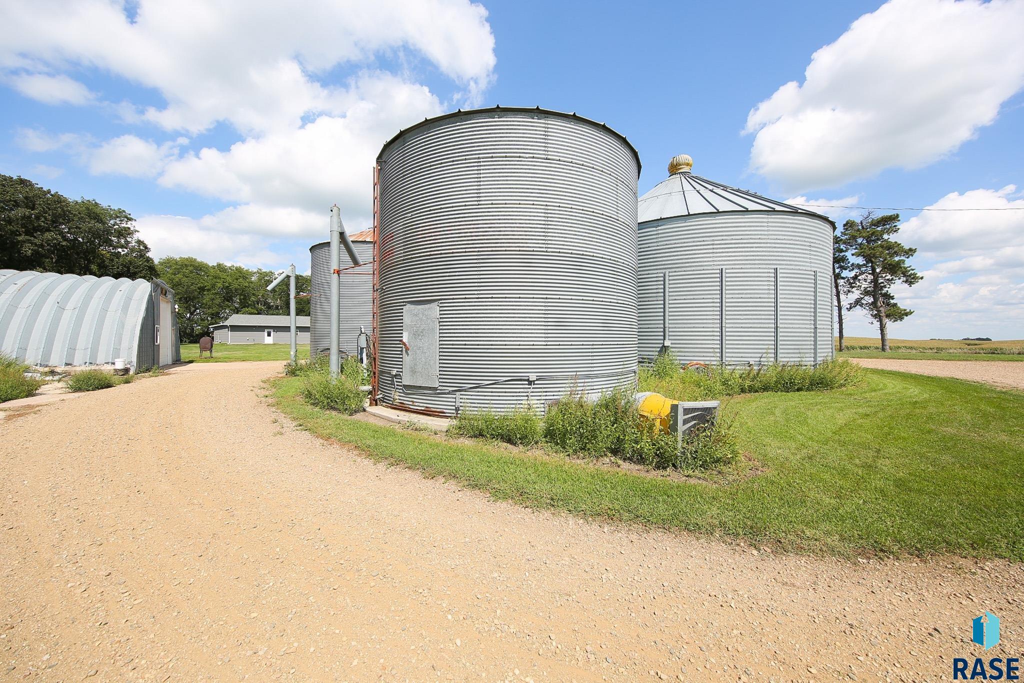 Colman, South Dakota 57017, United States, 4 Bedrooms Bedrooms, ,3 BathroomsBathrooms,Residential,Active,201749