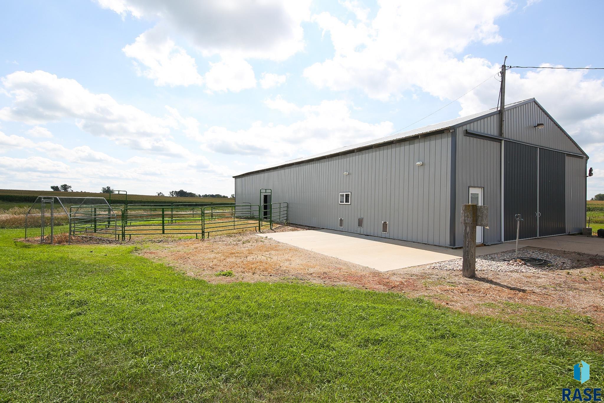 Colman, South Dakota 57017, United States, 4 Bedrooms Bedrooms, ,3 BathroomsBathrooms,Residential,Active,201749