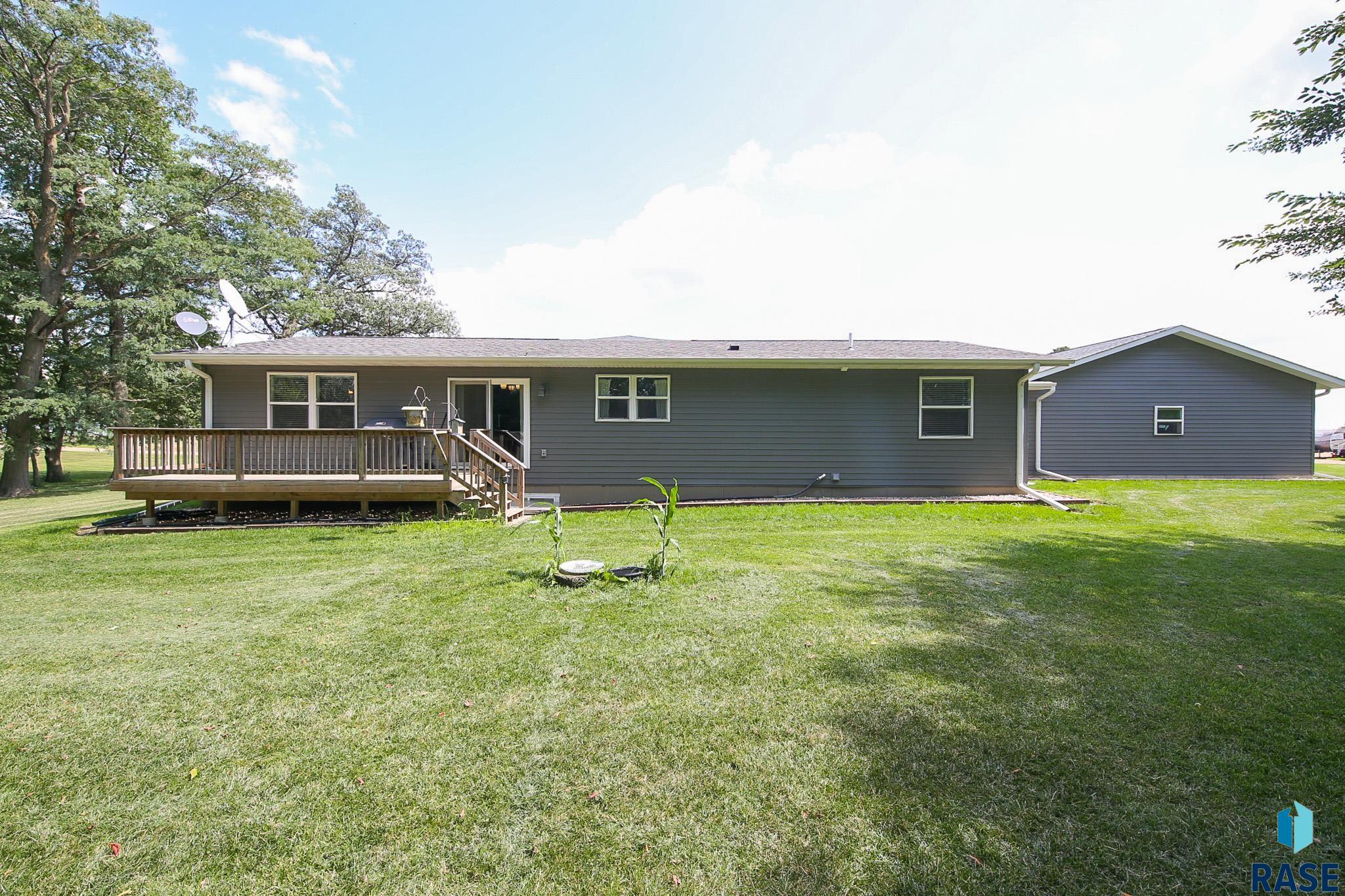 Colman, South Dakota 57017, United States, 4 Bedrooms Bedrooms, ,3 BathroomsBathrooms,Residential,Active,201749