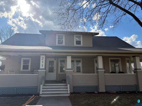 Photo of 211 E 3 St, Egan, SD 57024 (MLS # 22602653)