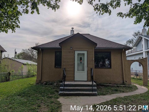 Homes For Sale - 613 N Edmunds Street<br/> Mitchell, SD 57301