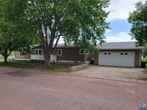 Mobile Home For Sale - 706 N Mallard Place<br/> Minnehaha County, Sioux Falls, SD 57107