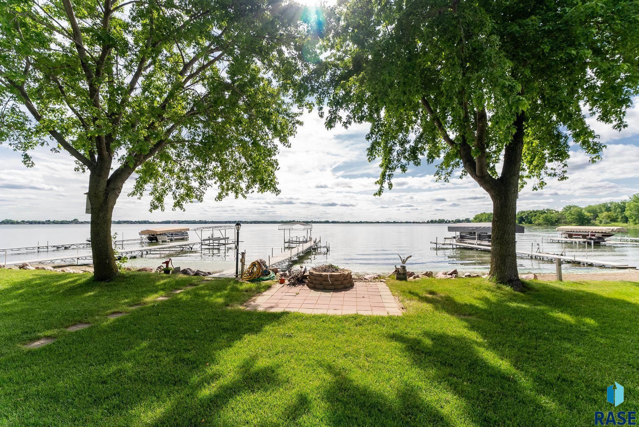 6585 Wentworth Park Dr