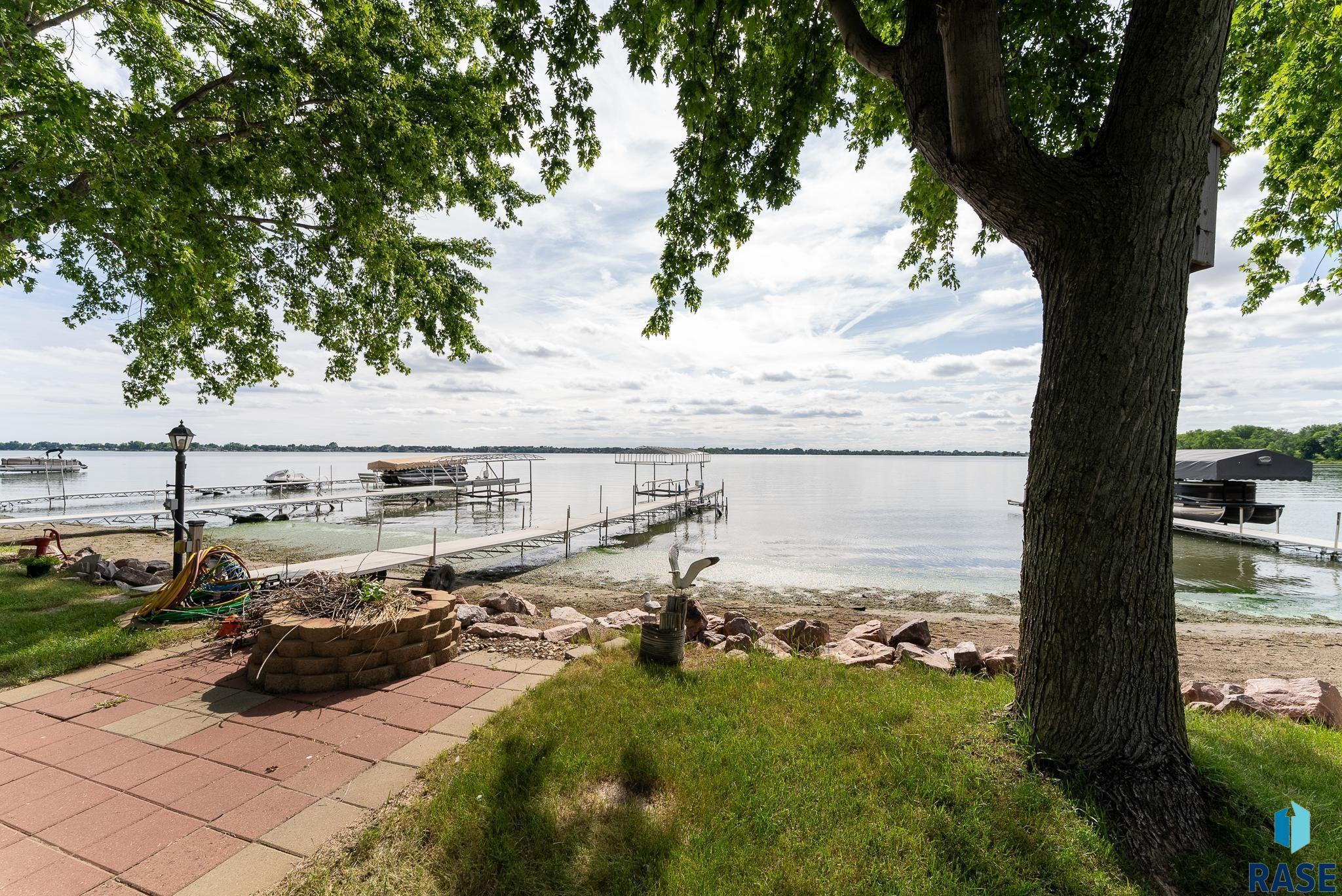 6585 Wentworth Park Dr