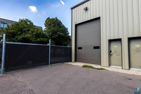 Photo of 3512 S Gateway Ln Lane 101 #101, Sioux Falls, SD 57106 (MLS # 22506698)